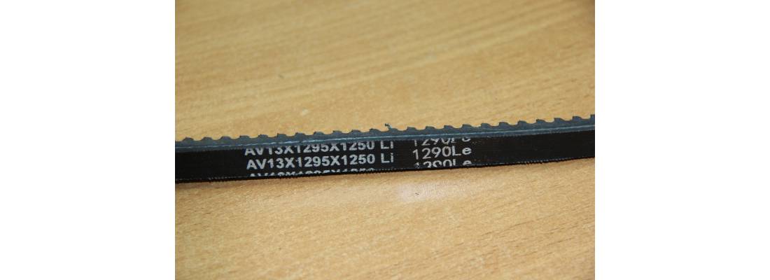 Ремень привода AV13X1290La